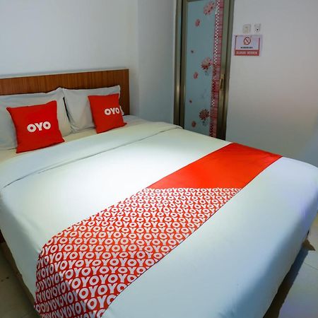 Super Oyo 3109 Point Inn Jakarta Exterior photo