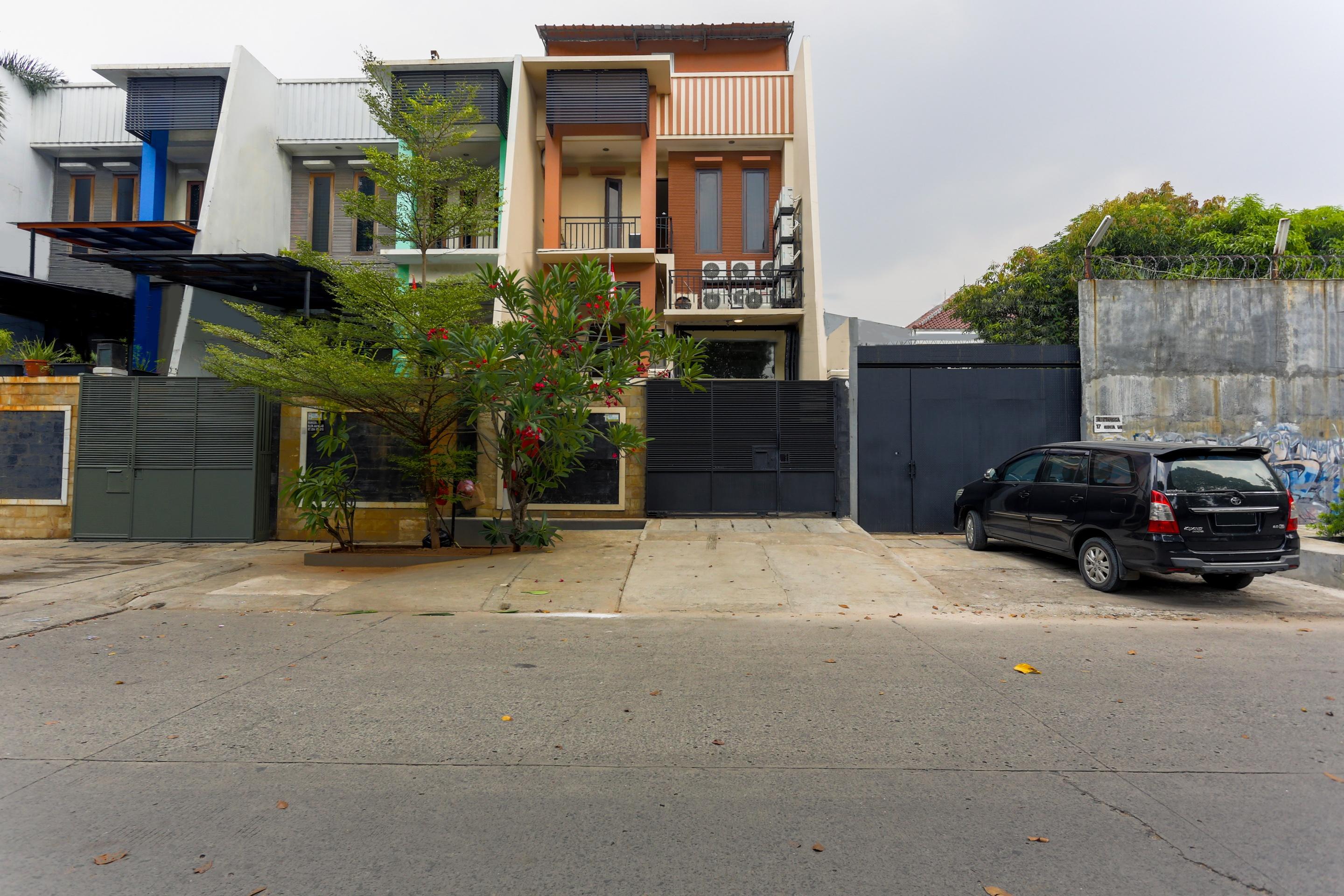 Super Oyo 3109 Point Inn Jakarta Exterior photo