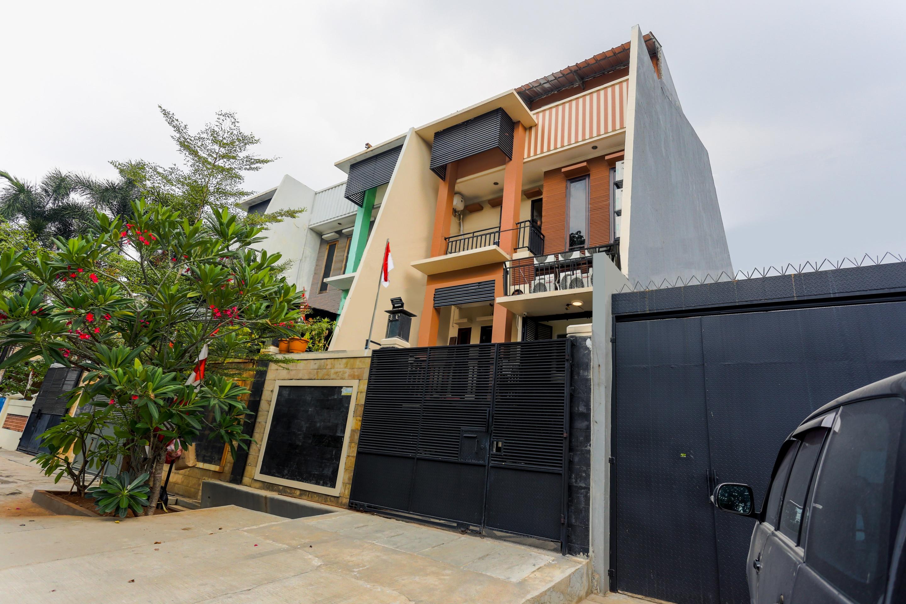 Super Oyo 3109 Point Inn Jakarta Exterior photo